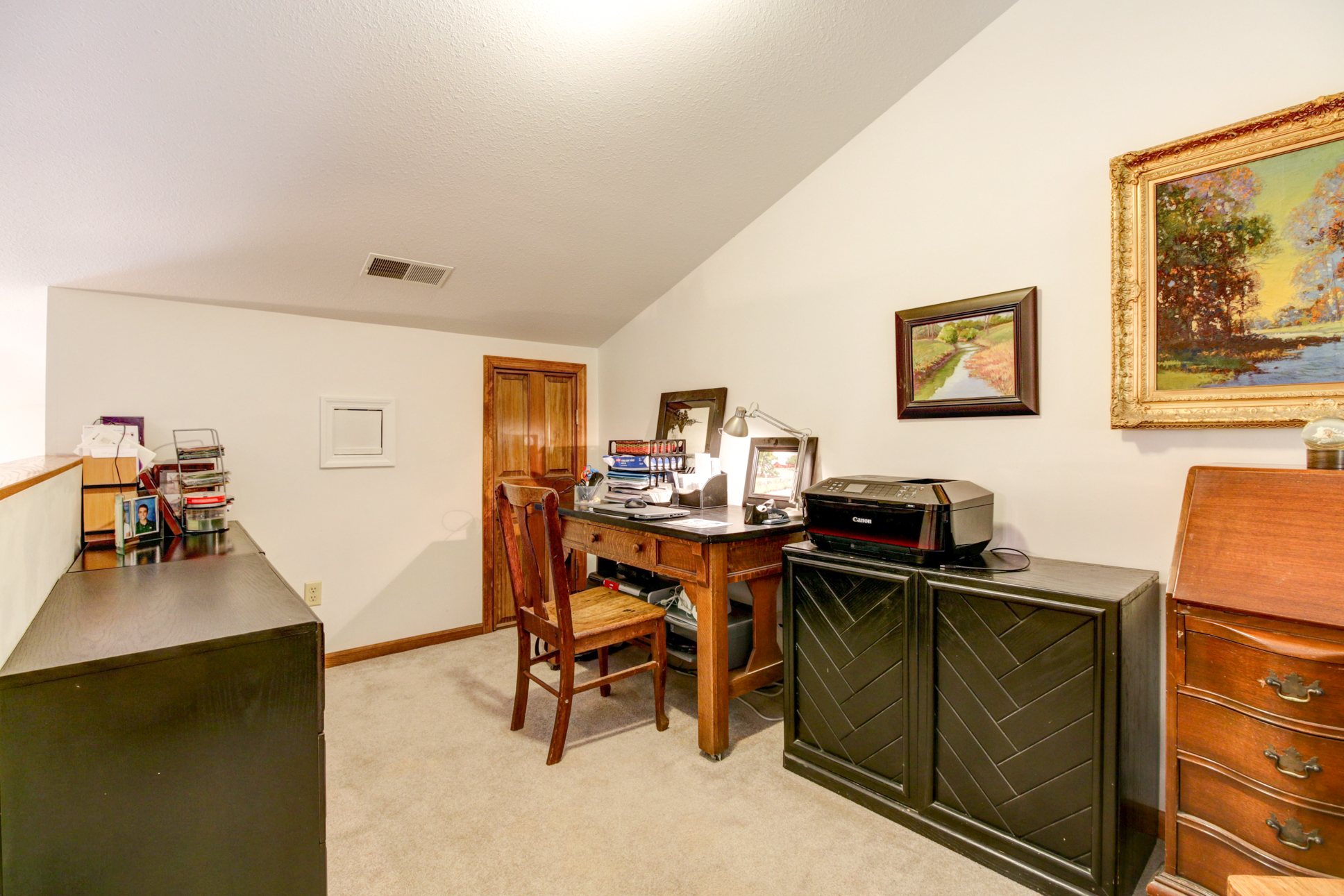 8973 E School-22.jpg